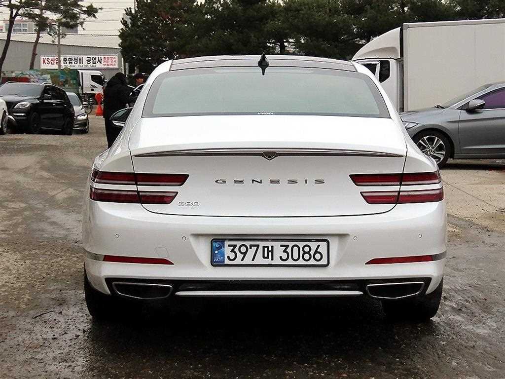 Genesis G80 - Vista 4