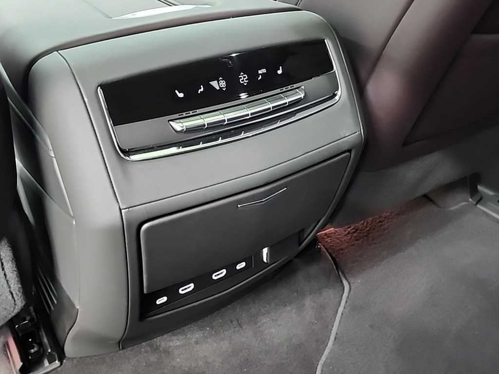 Cadillac Escalade 2024 Negro - Importación desde Corea - HF Imports Iquique - Foto 13