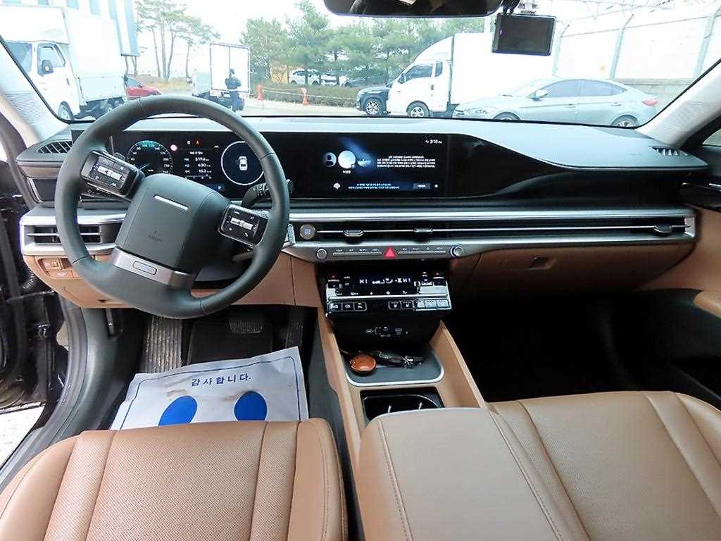 HYUNDAI Grandeur - Vista 7