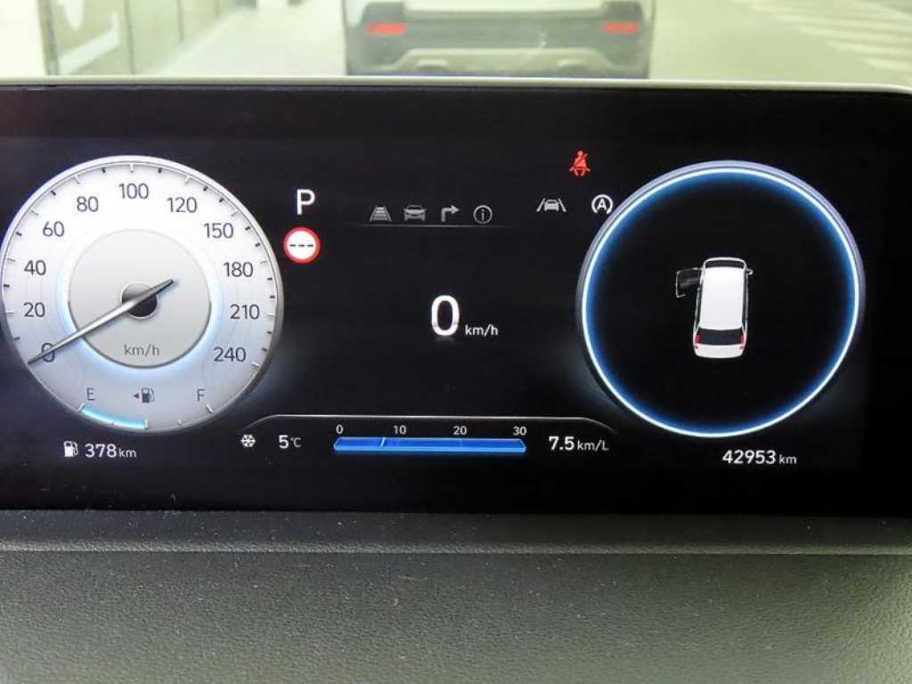 HYUNDAI Staria - Vista 9