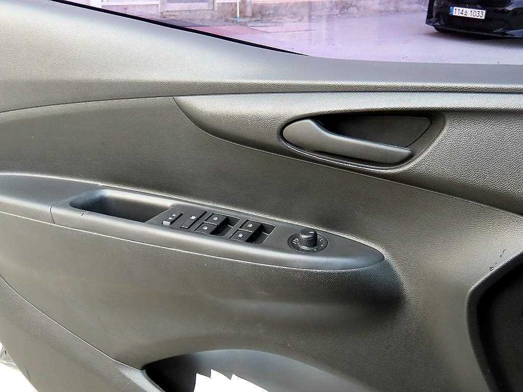 Chevrolet Spark - Vista 11