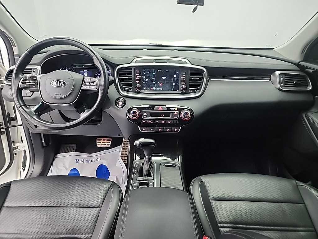 KIA Sorento - Vista 7