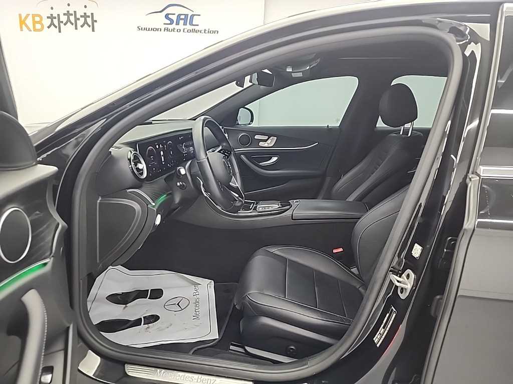 Mercedes Benz E class - Vista 11