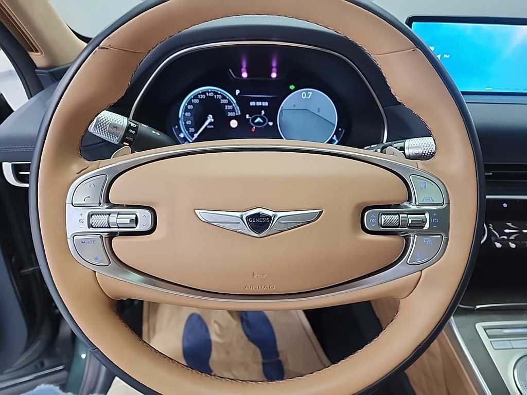 Genesis GV80 - Vista 9