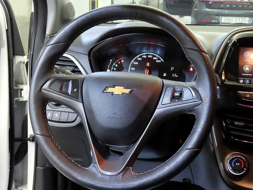 Chevrolet Spark - Vista 11