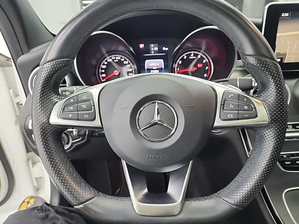 Mercedes Benz C Class - Vista 9