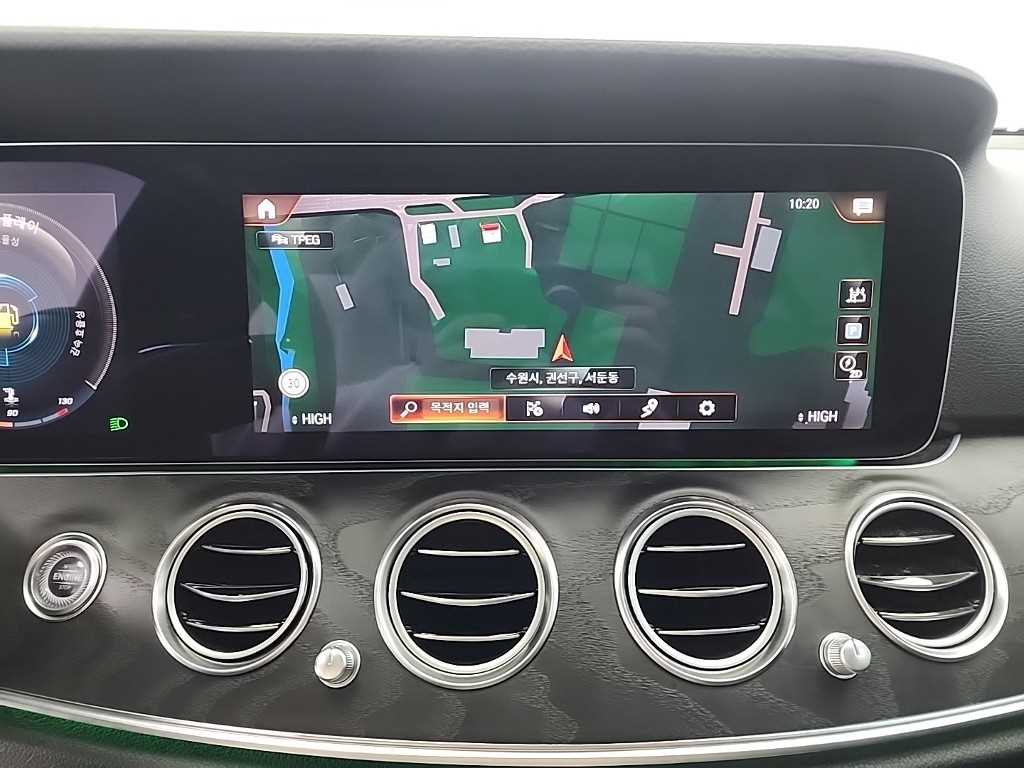 Mercedes Benz E class 2022 Negro - Importación desde Corea - HF Imports Iquique - Foto 16