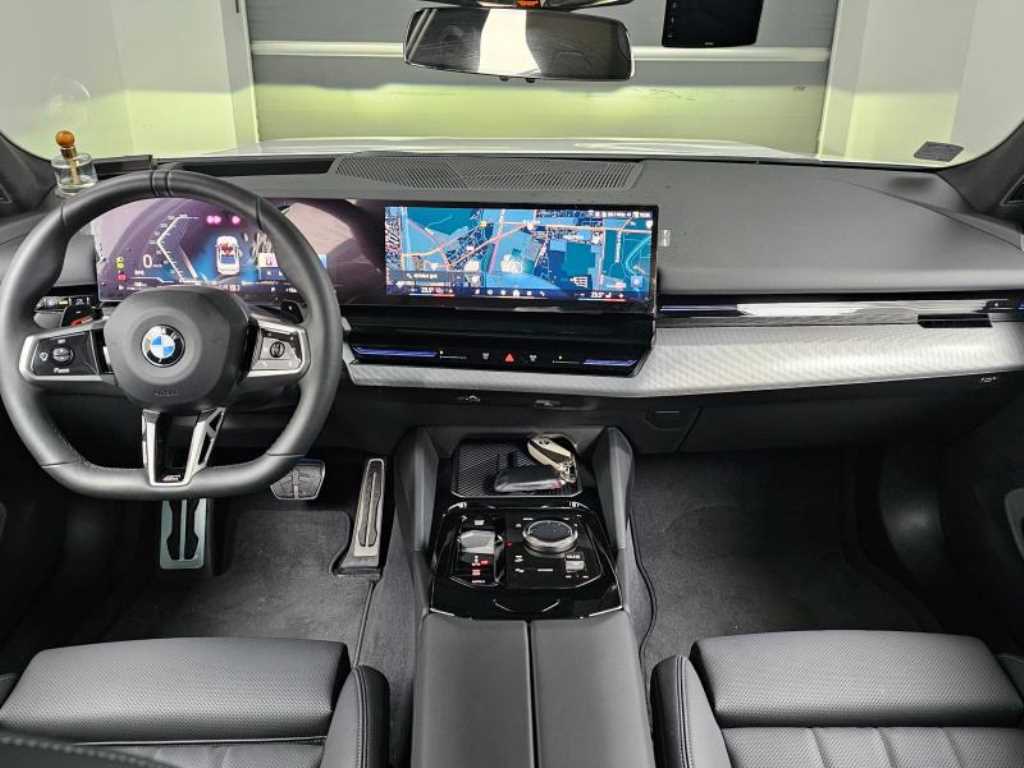 BMW 5 Series - Vista 7