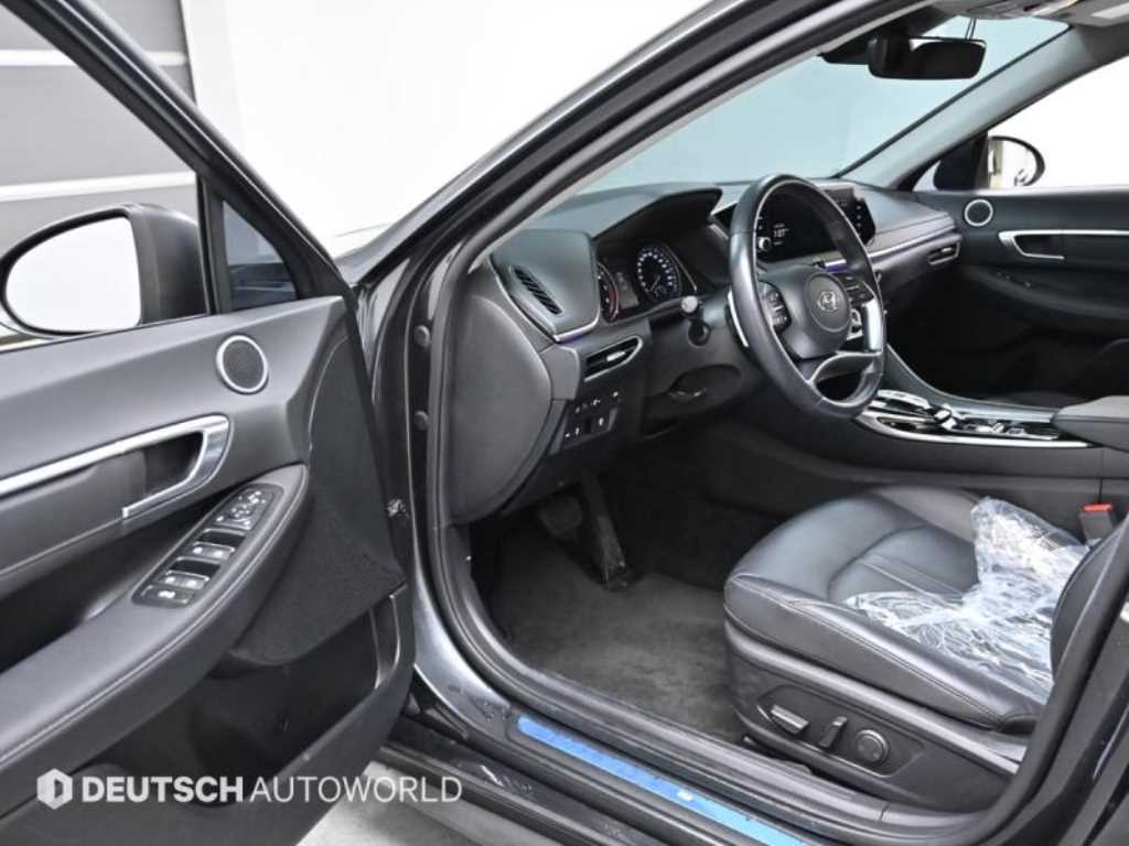 HYUNDAI Sonata - Vista 11