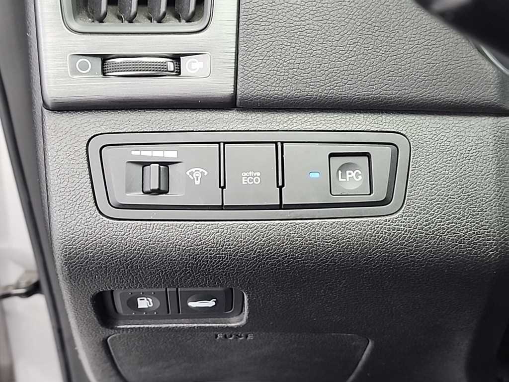 HYUNDAI Sonata 2012 Plateado - Importación desde Corea - HF Imports Iquique - Foto 17