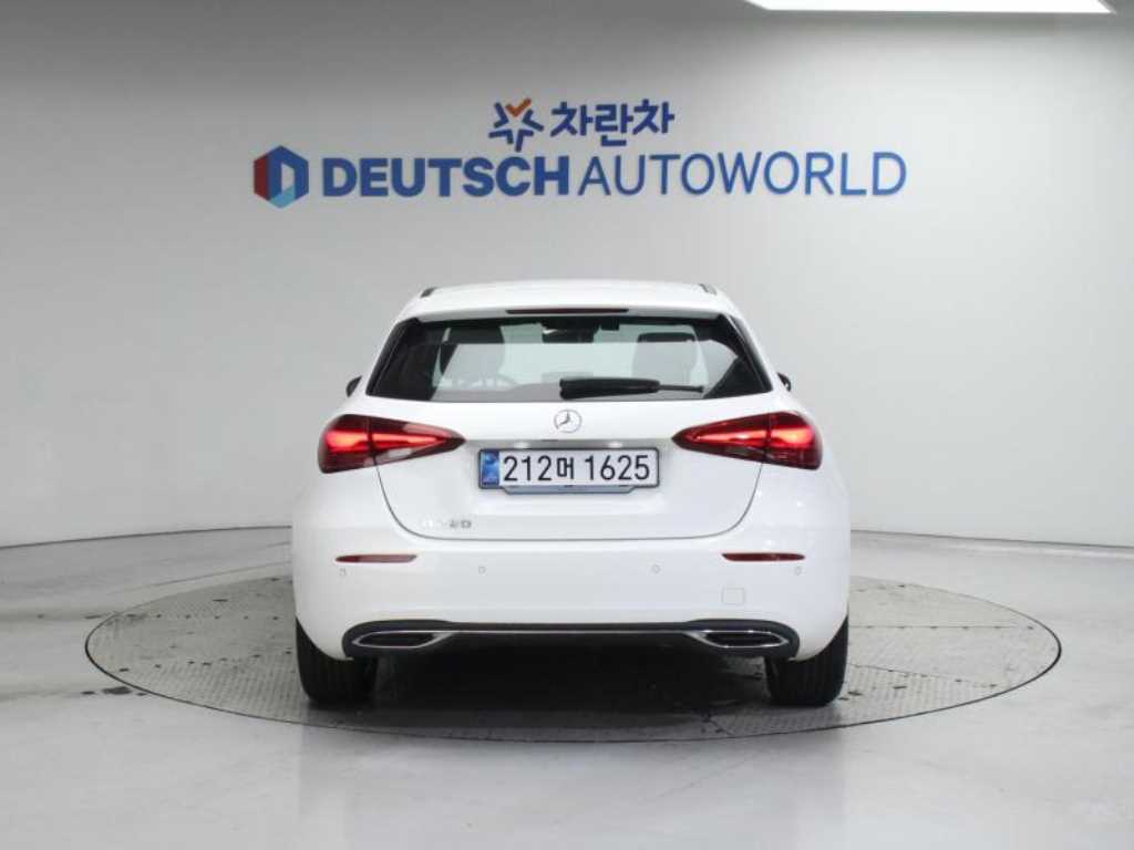 Mercedes Benz A Class - Vista 4