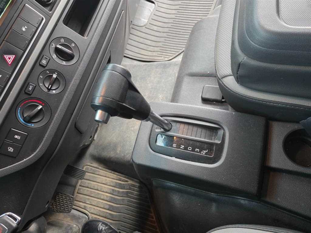 medium and large cargo truck 2023 Blanco - Importación desde Corea - HF Imports Iquique - Foto 14