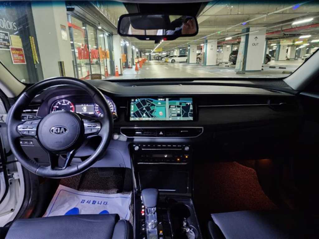 KIA K7 - Vista 9