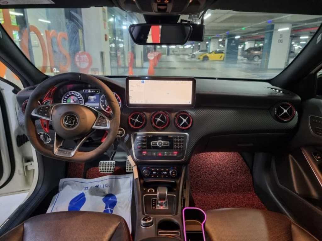 Mercedes Benz A Class - Vista 12