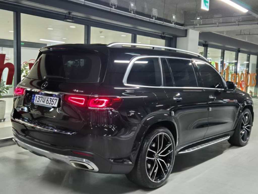 Mercedes Benz GLS Class - Vista 4