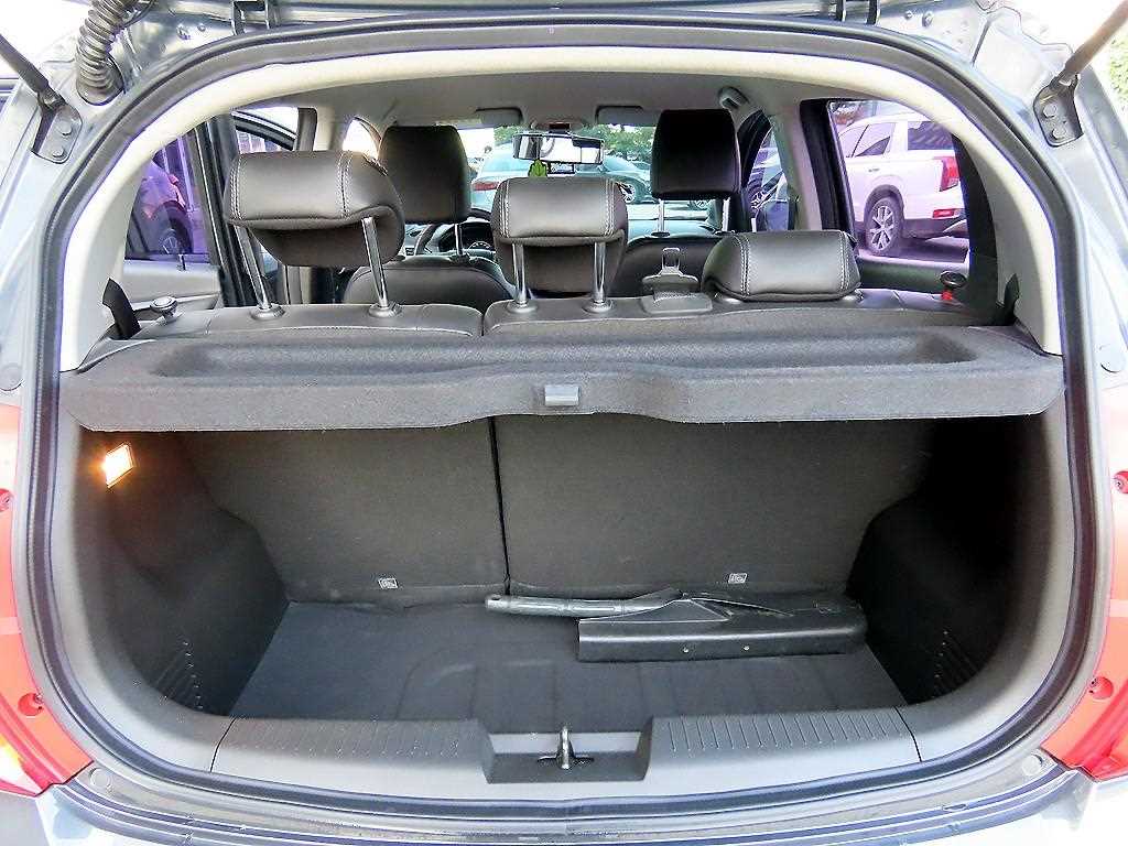 Chevrolet Spark 2019 Gris - Importación desde Corea - HF Imports Iquique - Foto 18