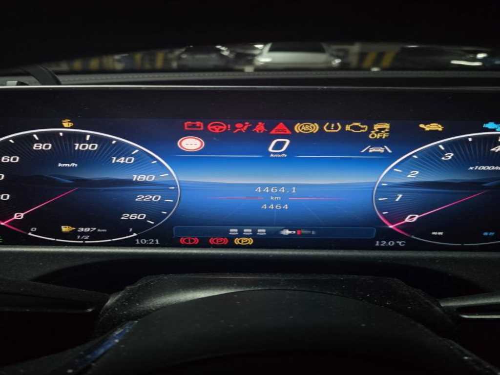 Mercedes Benz E class - Vista 6