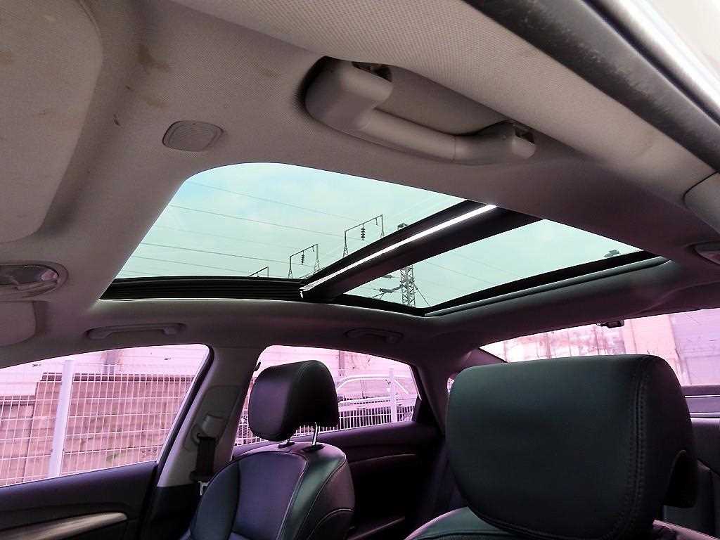 HYUNDAI i40 2014 Blanco - Importación desde Corea - HF Imports Iquique - Foto 18