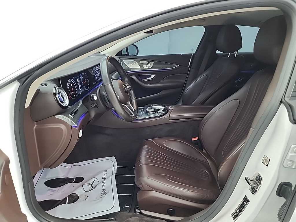 Mercedes Benz CLS Class - Vista 11