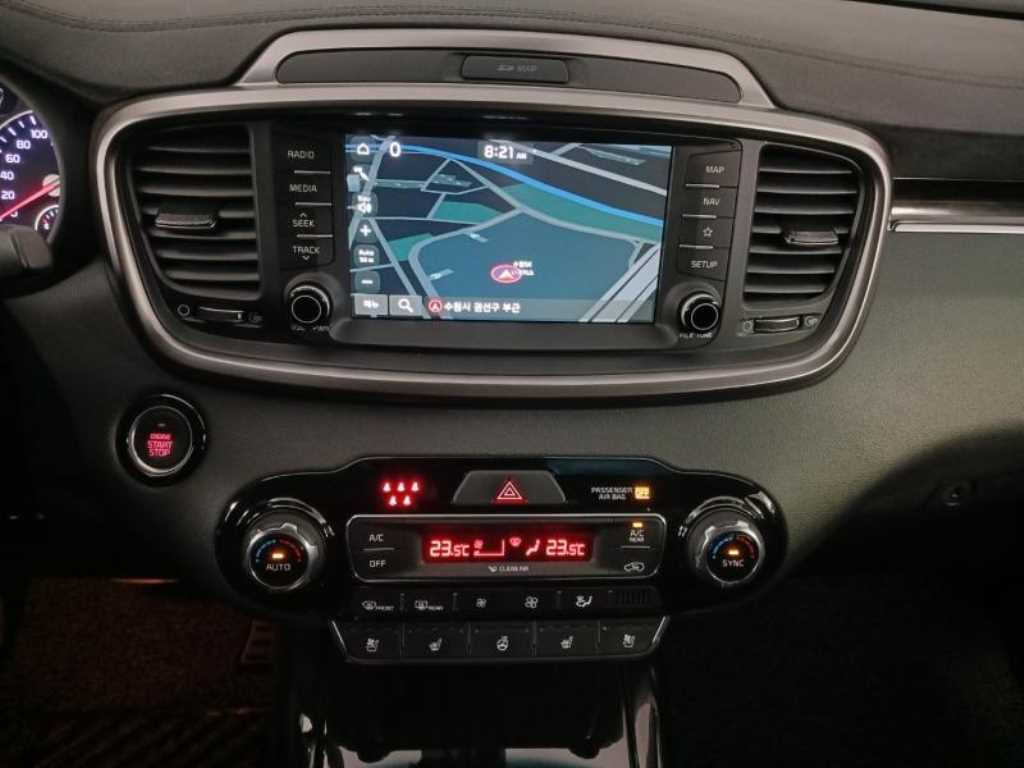 KIA Sorento - Vista 12