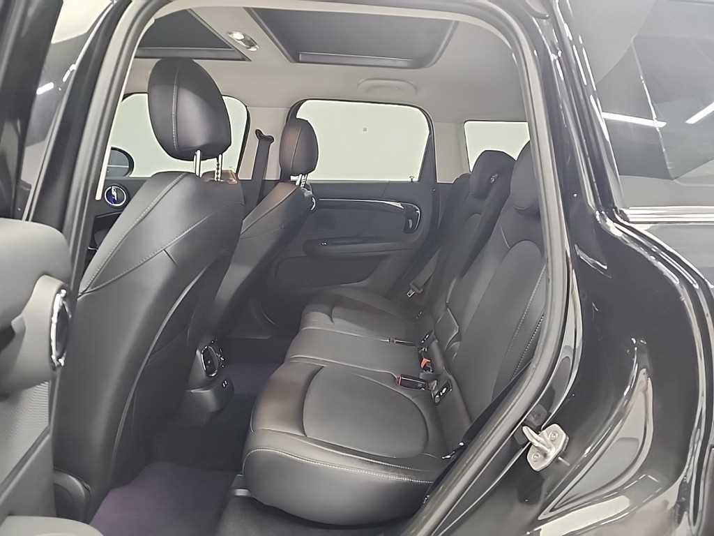 Mini Countryman - Vista 12