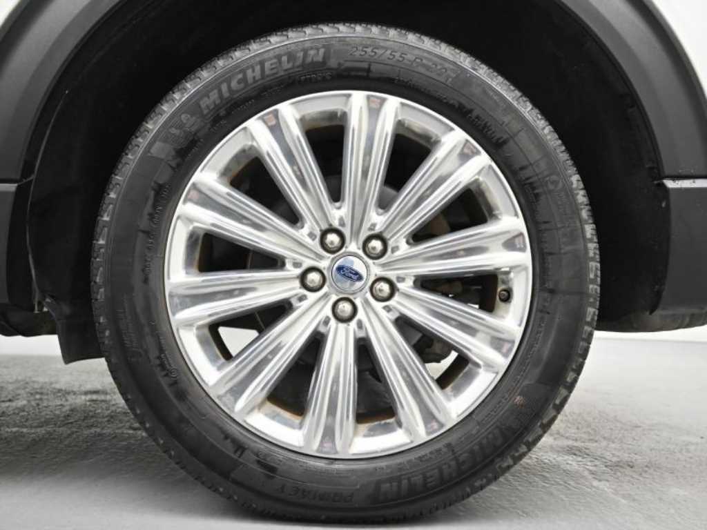 Ford Explorer - Vista 5