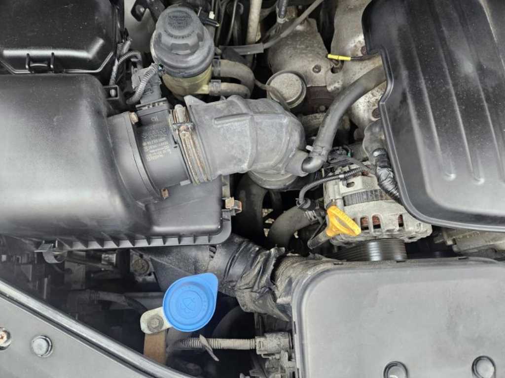 HYUNDAI Starex 2016 Gris - Importación desde Corea - HF Imports Iquique - Foto 18