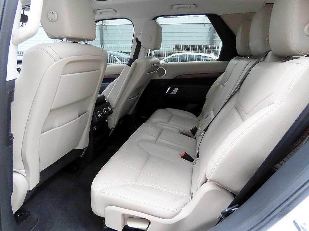 Land Rover Discovery - Vista 6