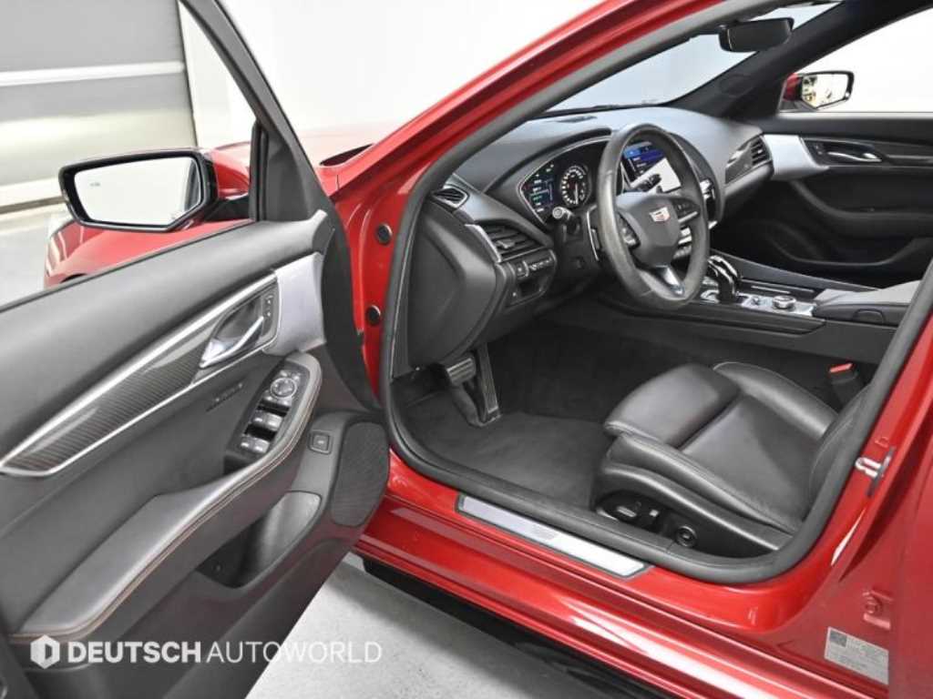 Cadillac CT5 - Vista 11