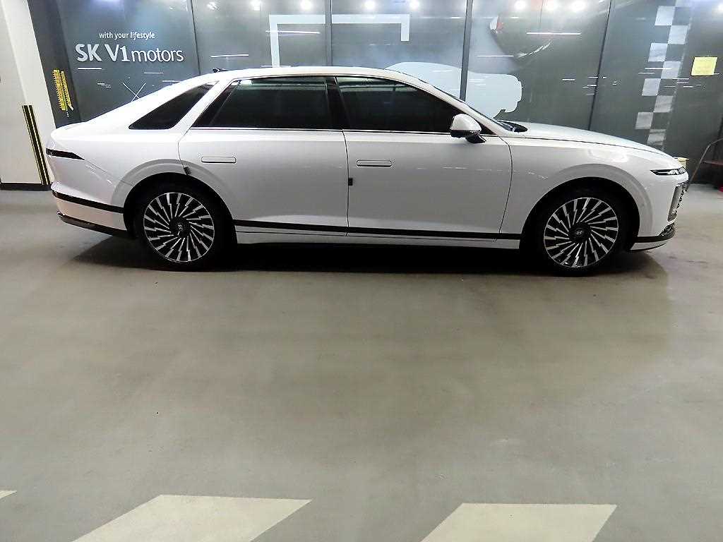 HYUNDAI Grandeur - Vista 4