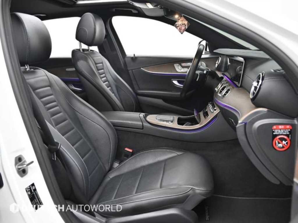 Mercedes Benz E class - Vista 10