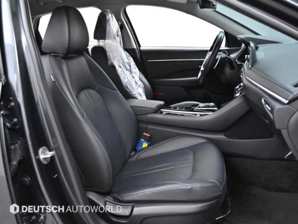 HYUNDAI Sonata - Vista 10