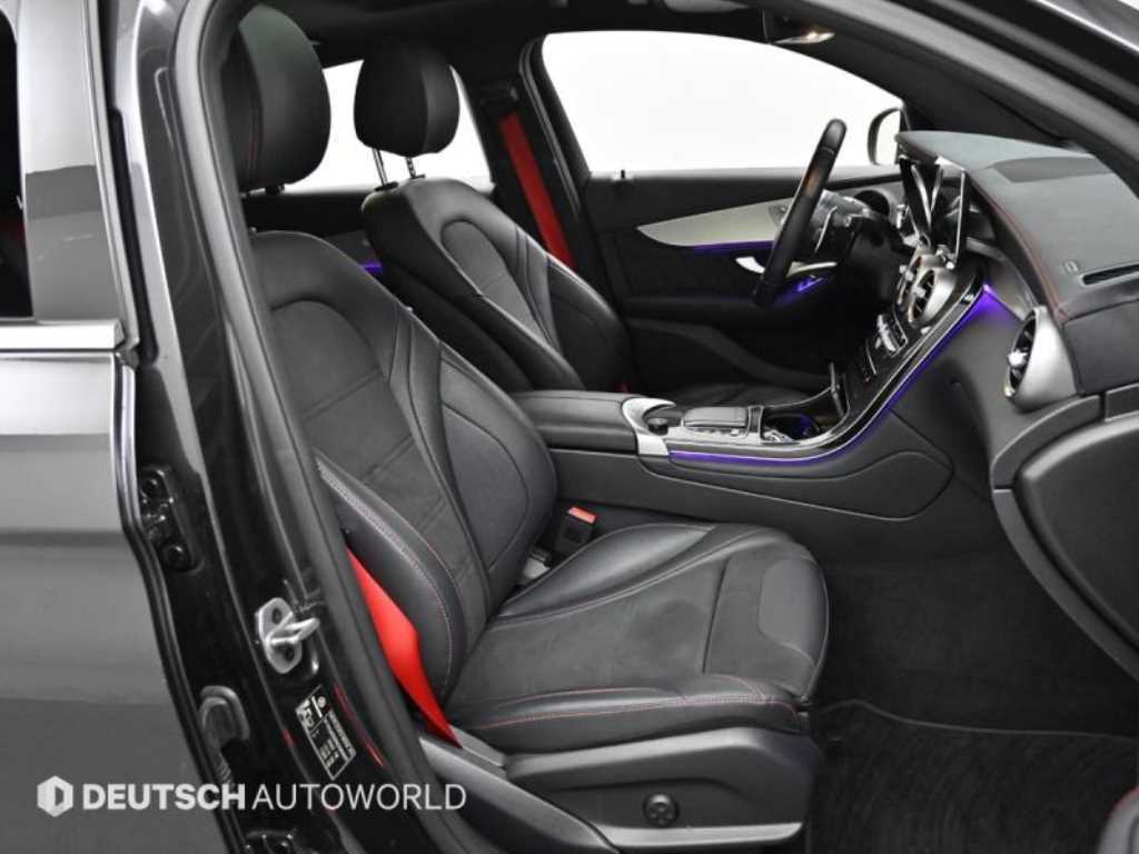 Mercedes Benz GLC Class - Vista 10