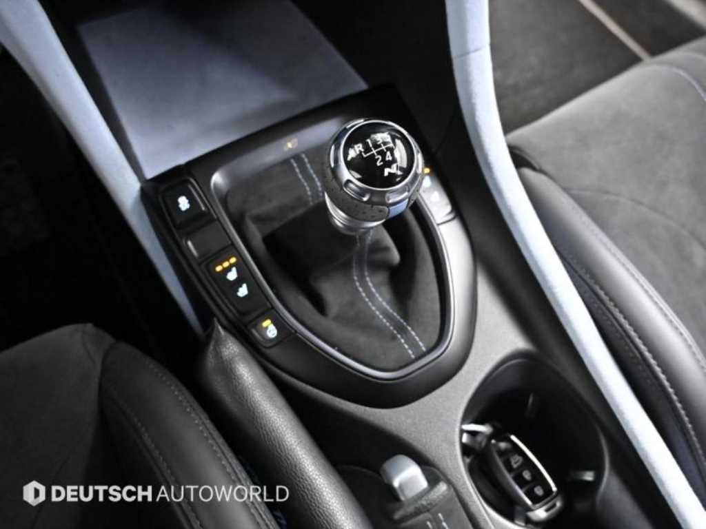 HYUNDAI Veloster - Vista 9