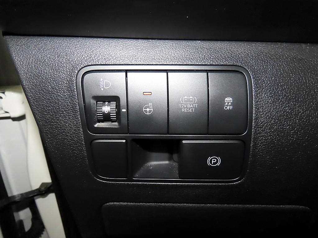 HYUNDAI Staria 2025 Blanco - Importación desde Corea - HF Imports Iquique - Foto 13