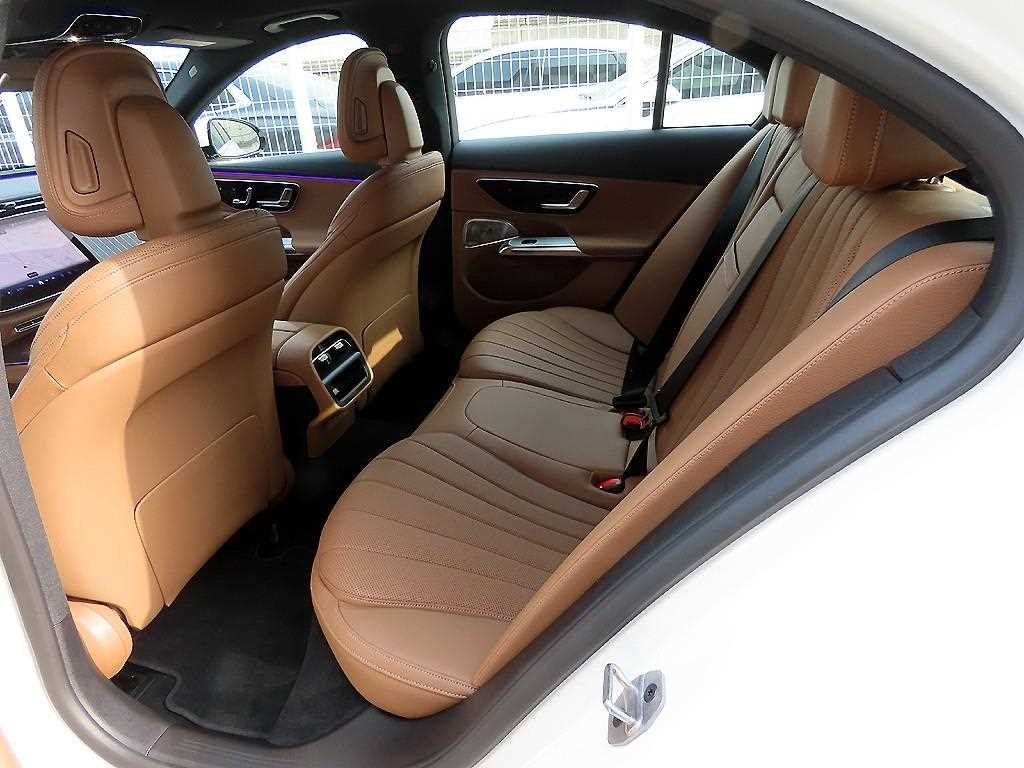 Mercedes Benz E class - Vista 6