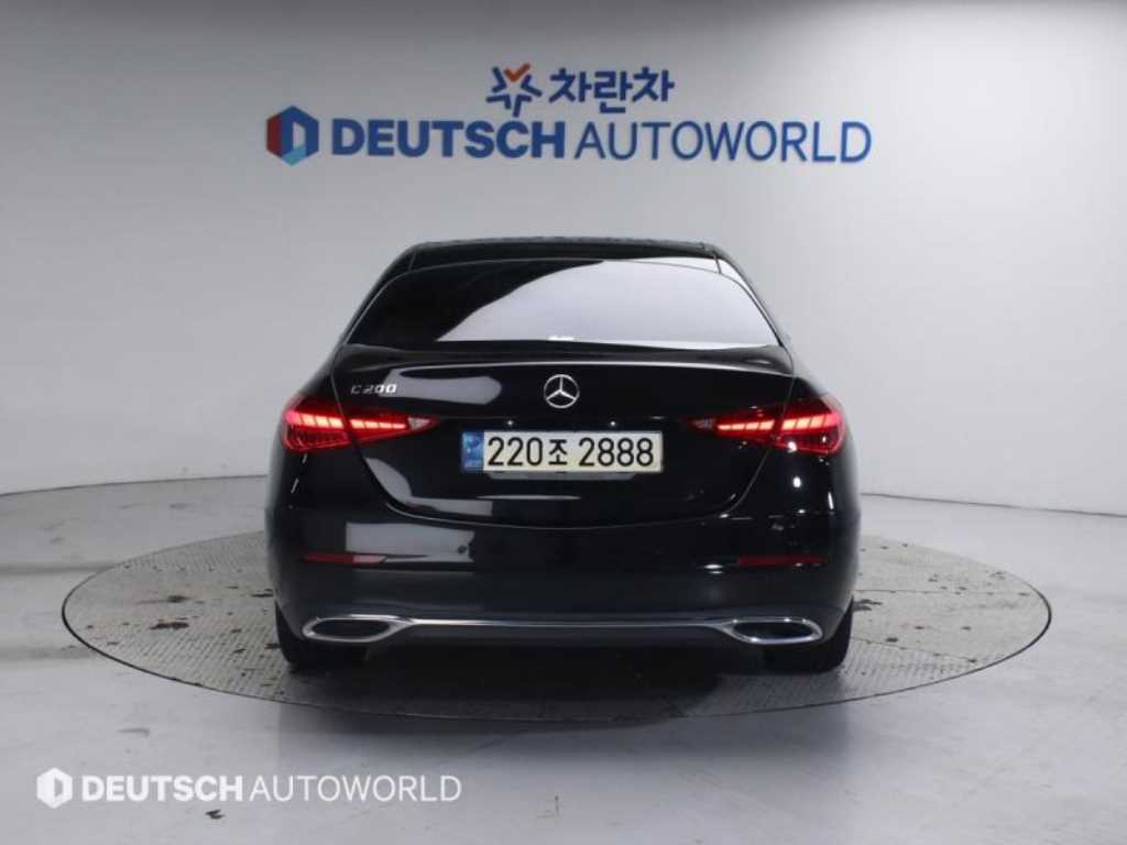 Mercedes Benz C Class - Vista 4