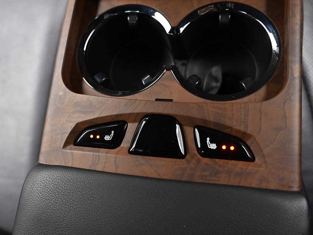 Ssangyong Chairman 2014 Negro - Importación desde Corea - HF Imports Iquique - Foto 16