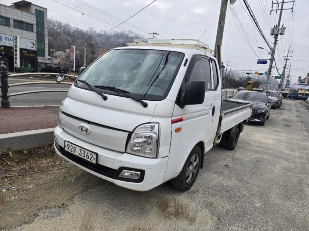 Small Truck Cargo (small) - Vista 3