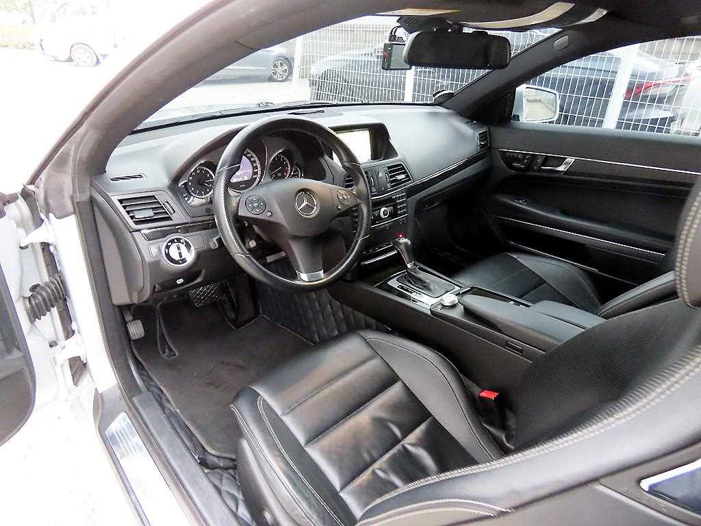 Mercedes Benz E class - Vista 7