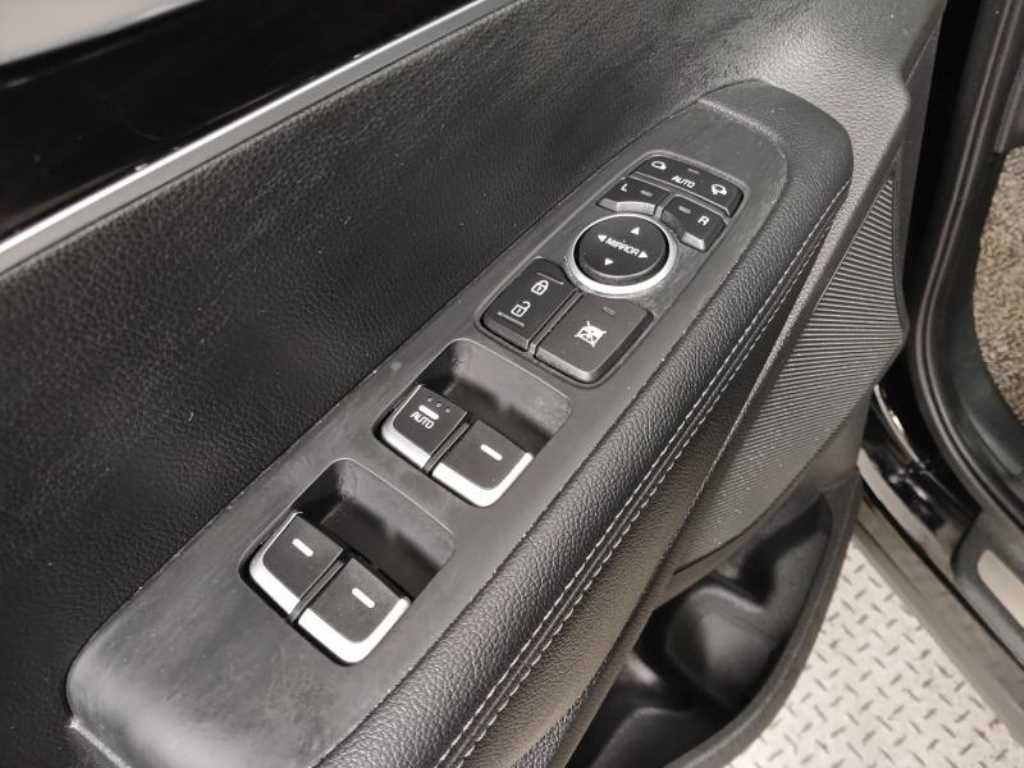 KIA Sorento - Vista 9