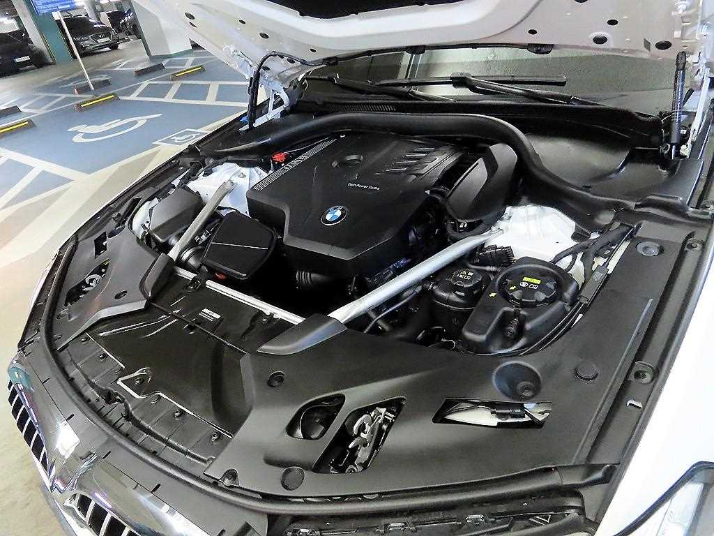 BMW 5 Series 2023 Blanco - Importación desde Corea - HF Imports Iquique - Foto 19