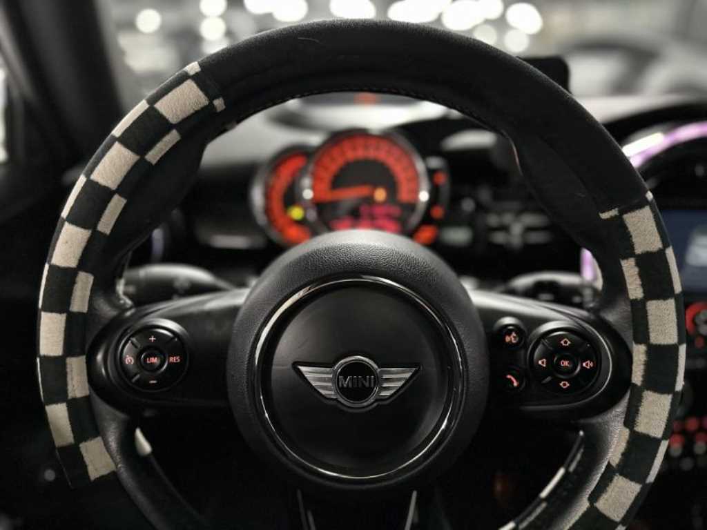 Mini Cooper - Vista 8