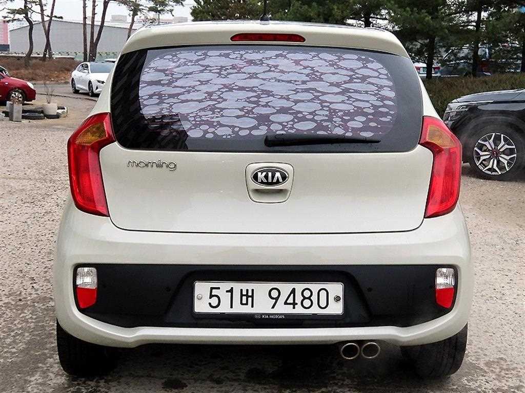 KIA Morning - Vista 4