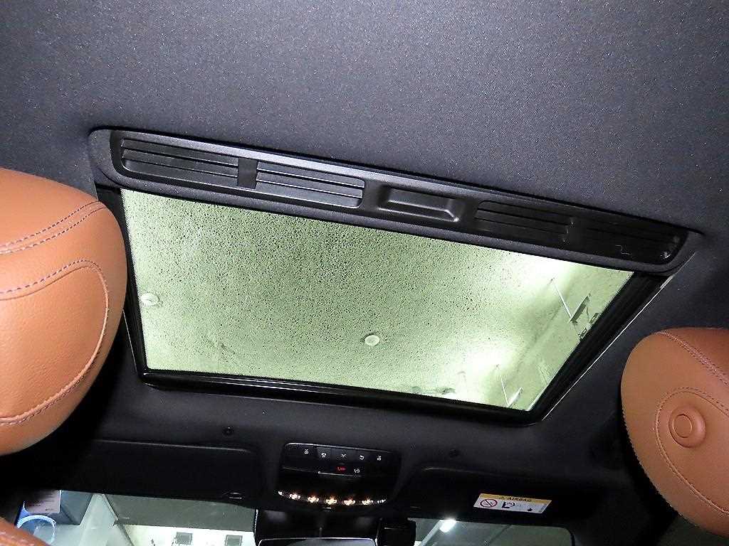 Mercedes Benz GLC Class 2021 Negro - Importación desde Corea - HF Imports Iquique - Foto 15