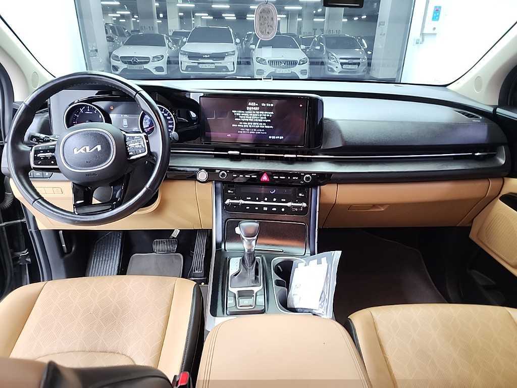 KIA Carnival - Vista 7