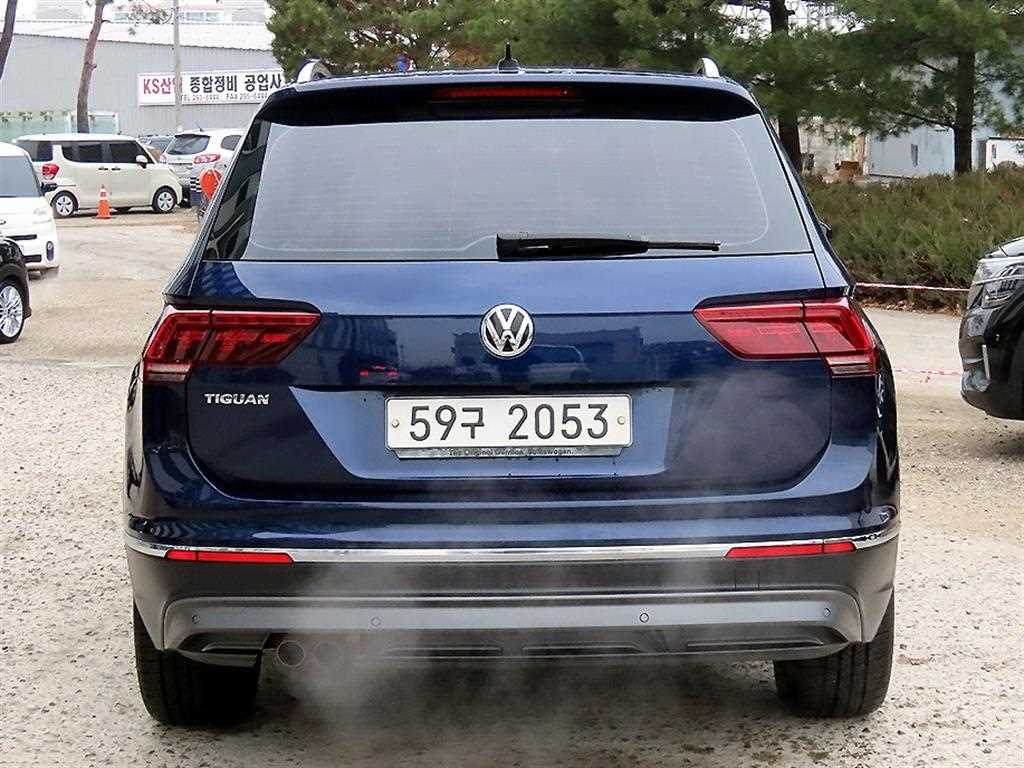 Volkswagen Tiguan - Vista 4