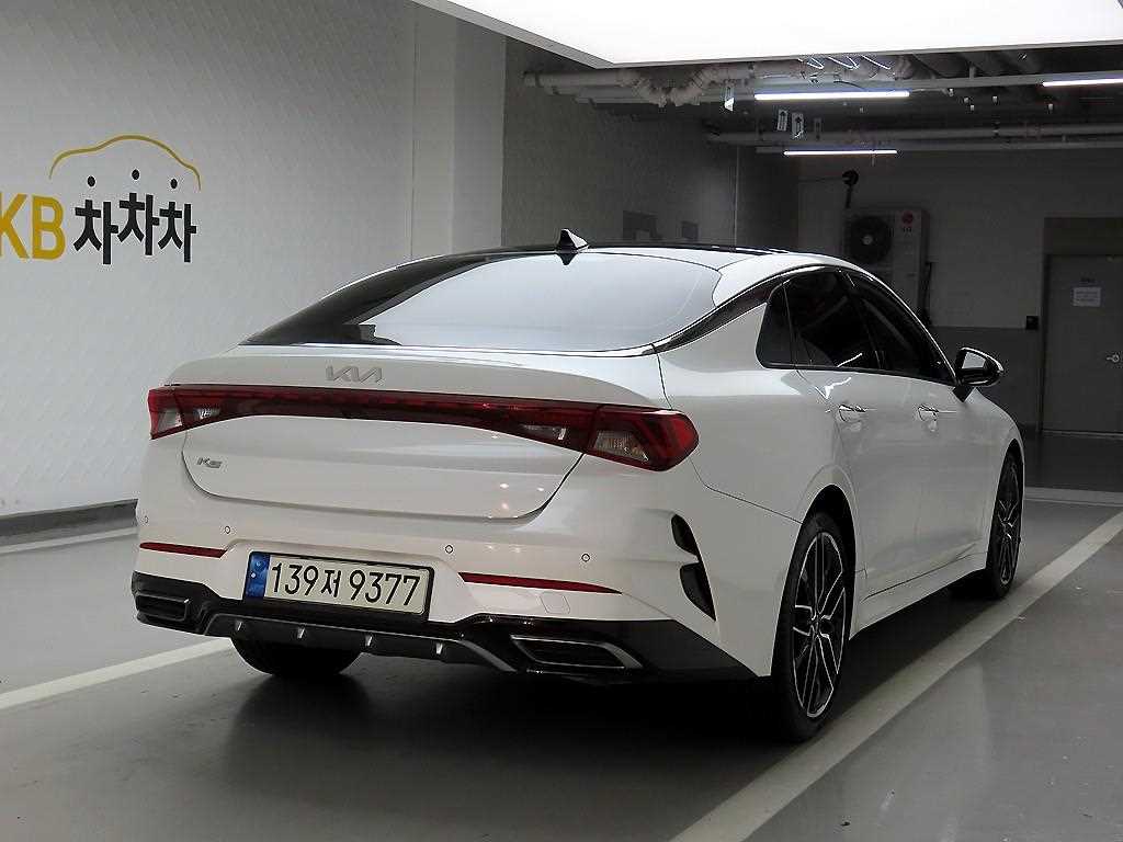 KIA K5 - Vista 4