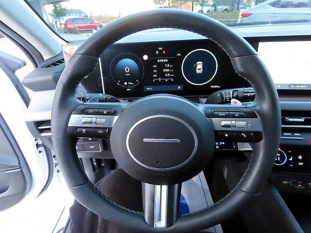 HYUNDAI Sonata - Vista 8