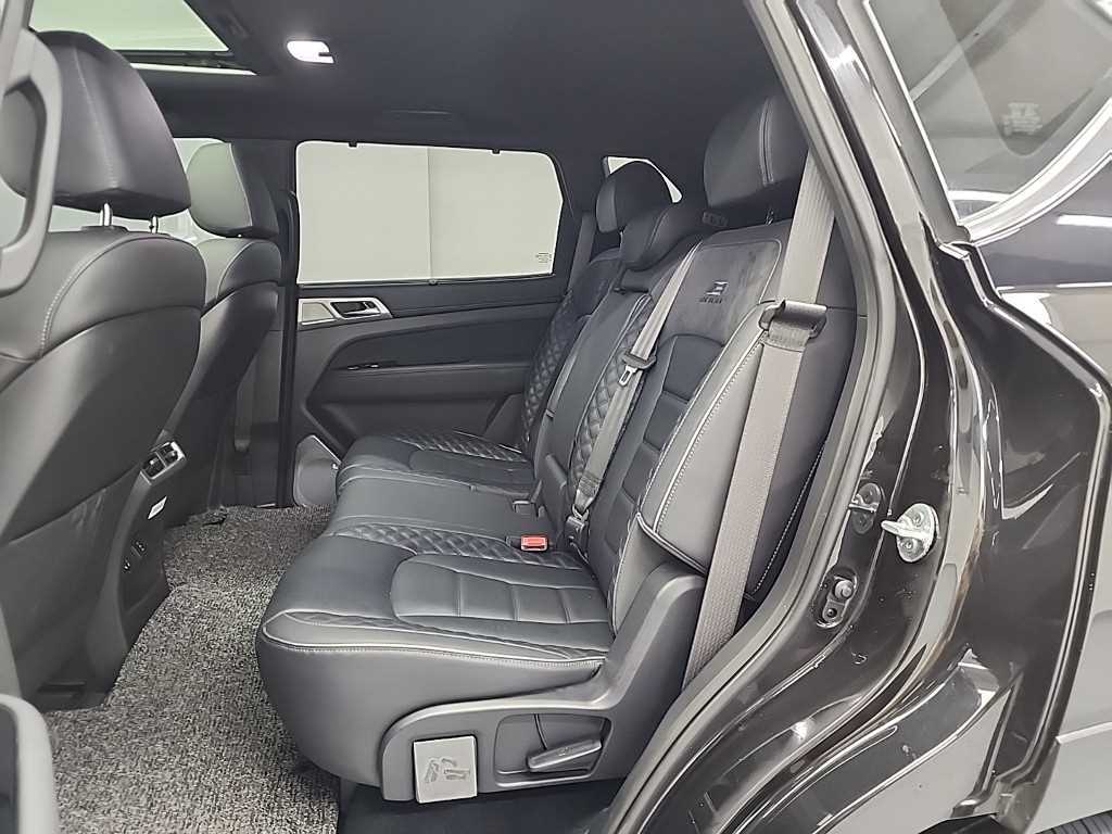 Ssangyong Rexton - Vista 12